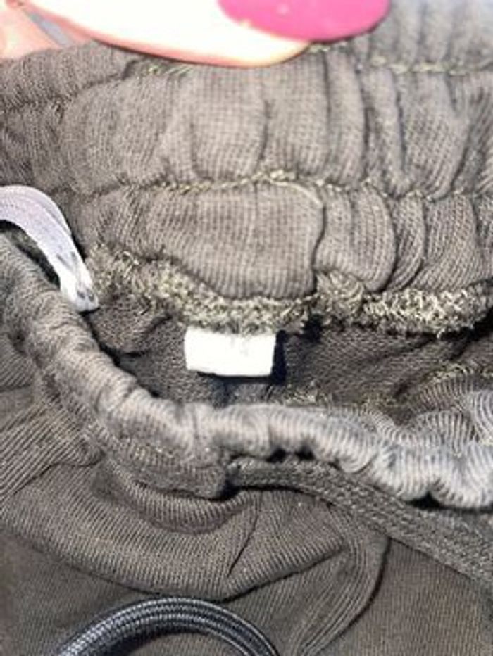 Short 9 mois - photo numéro 2