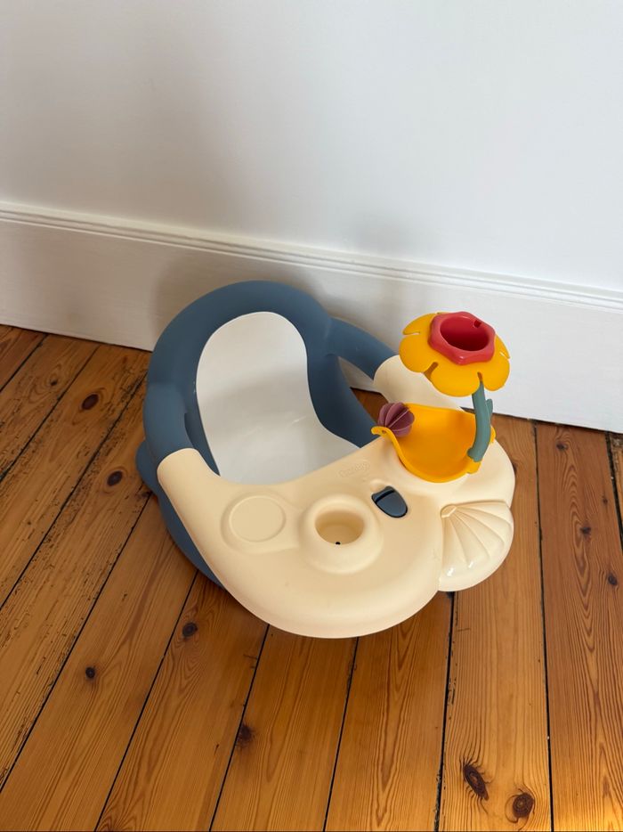 Smoby Little Siège de Bain - 2 en 1 - Tablette d'Activités Réglable - Ventouses Incluses - pour Bébé dès 6 Mois - Fabriqué en France - photo numéro 2