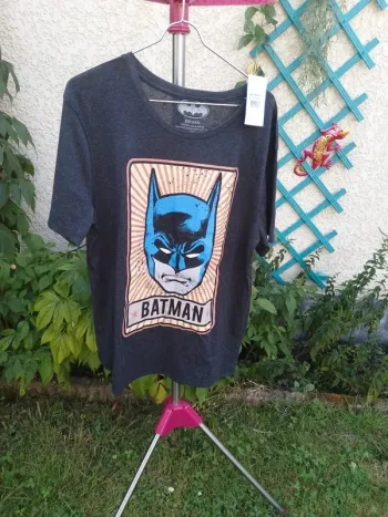 Tee-shirt Batman taille XL -polyester et coton