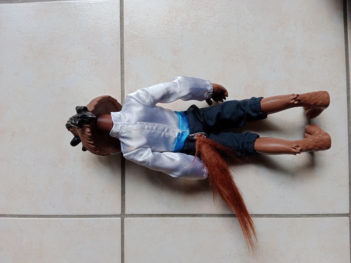 Poupée la bête Disney - photo numéro 3