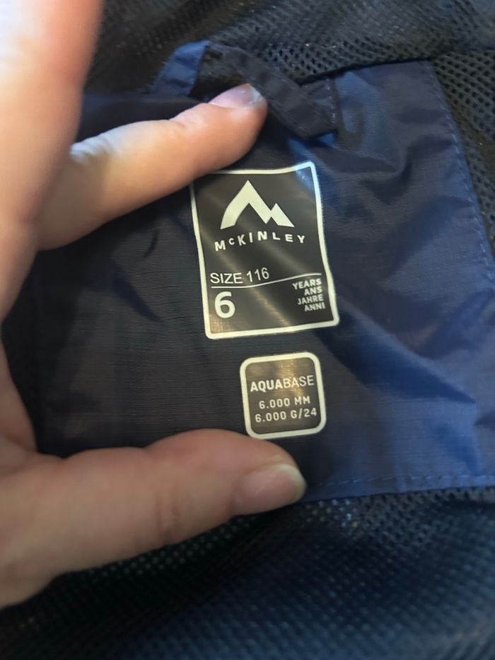 Veste de pluie imperméable très bon état pour garçon taille 6 ans couleur bleu marine - photo numéro 7