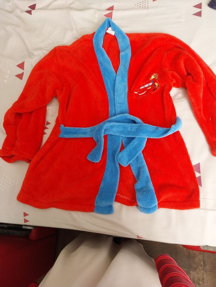 Peignoir cars pour garçon taille 4-6 ans