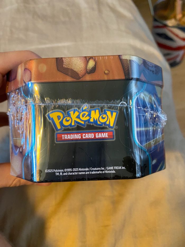 Box pokémon Koraidon Mai 2025 - photo numéro 4