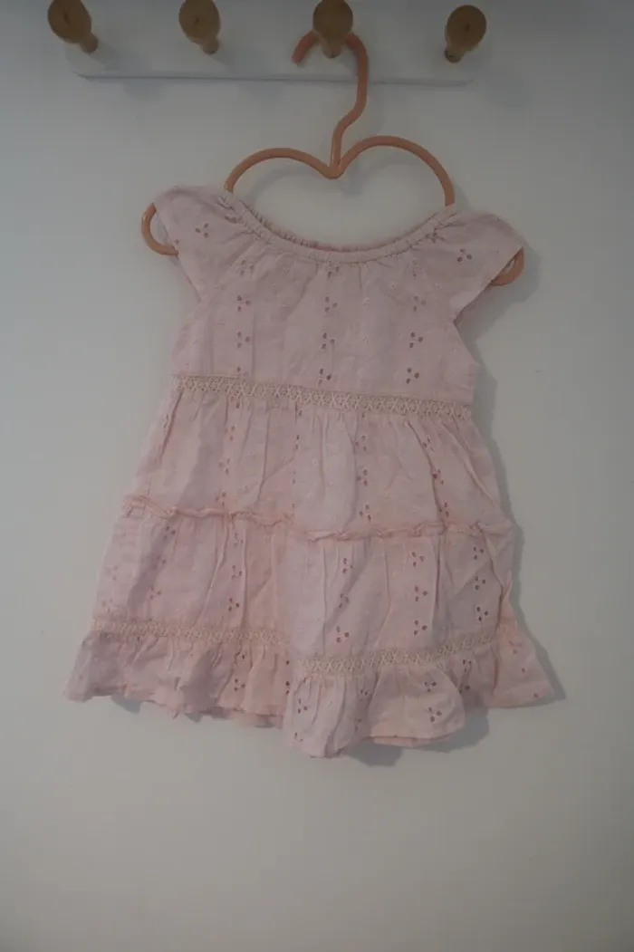 Lot robes été 6 mois - photo numéro 4