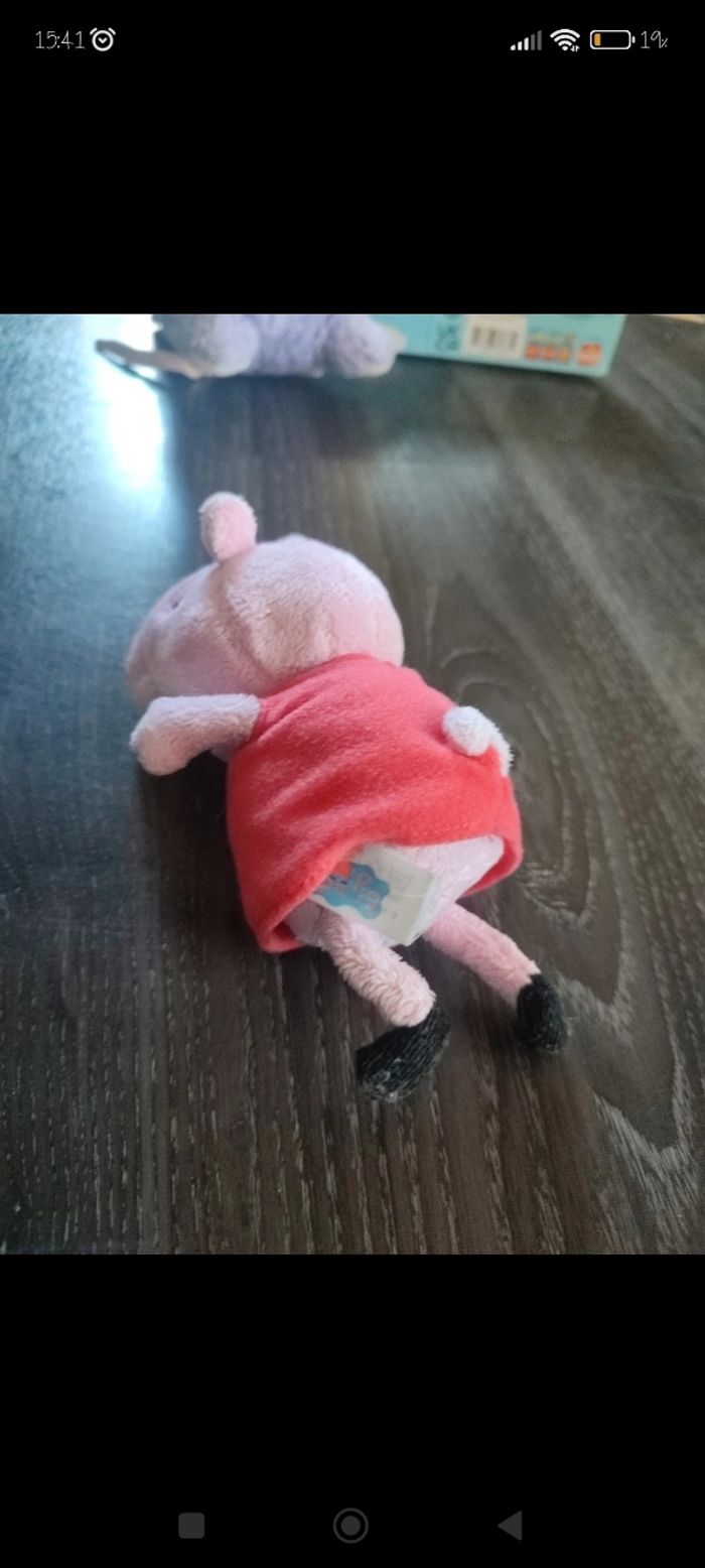Peluche Peppa Pig - photo numéro 4