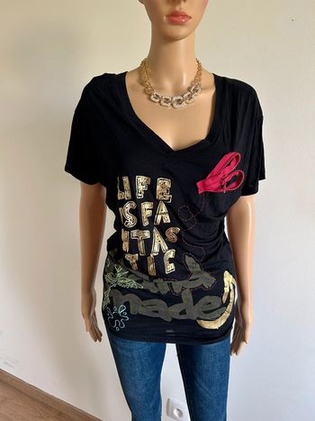 Haut noir et imprimé à manches courtes Desigual taille XS jamais porté