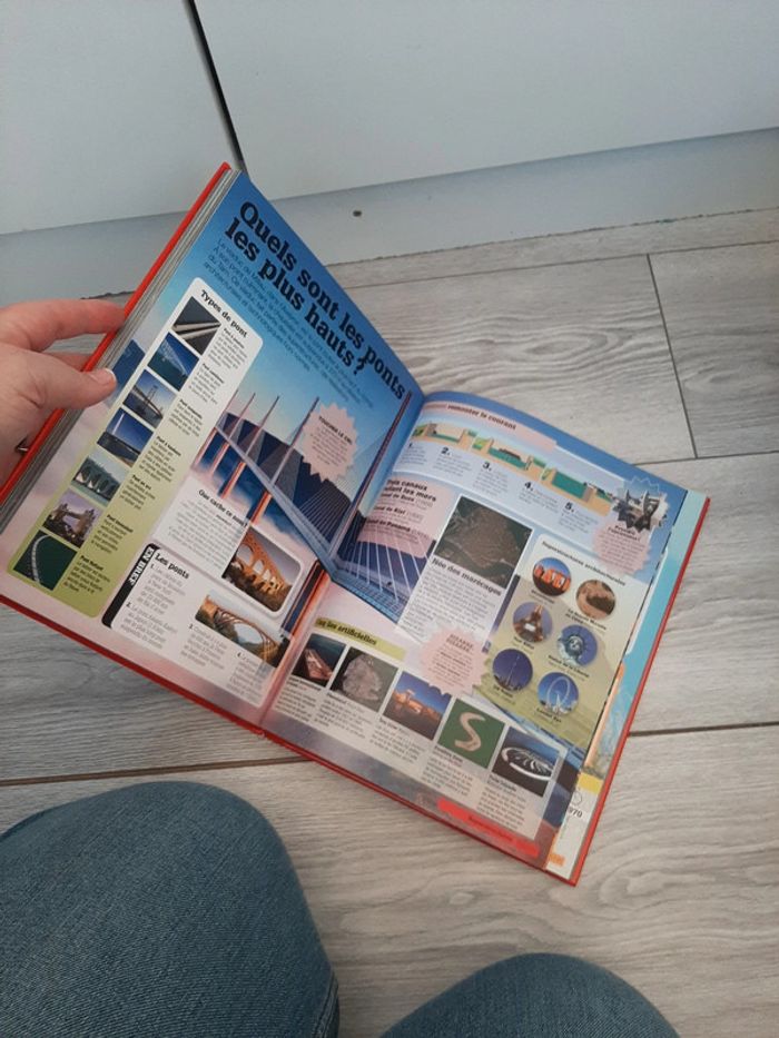 Livre curieux - photo numéro 3