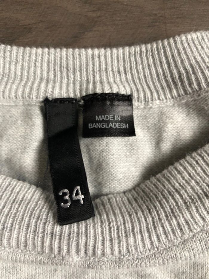 Petit pull léger manches 3/4 H&M gris taille 34 - photo numéro 3