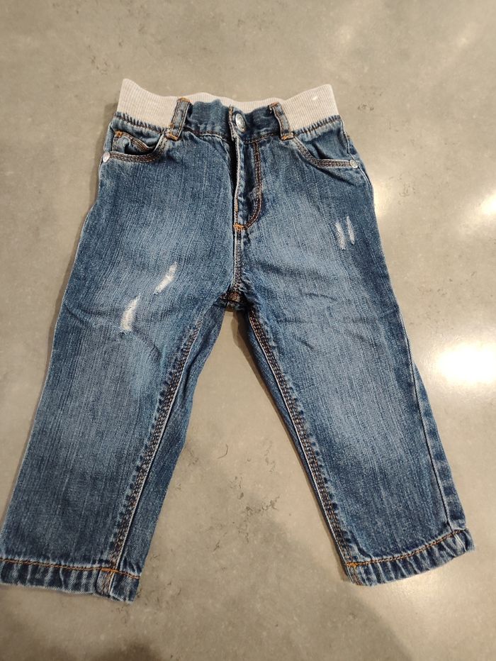 Lot de vêtements bébé garçon t-shirt, gilet et pantalons– Taille 12 mois - photo numéro 6