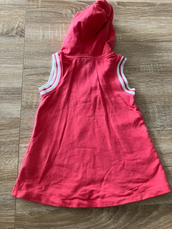 Robe avec capuche Disney 18 mois - photo numéro 2