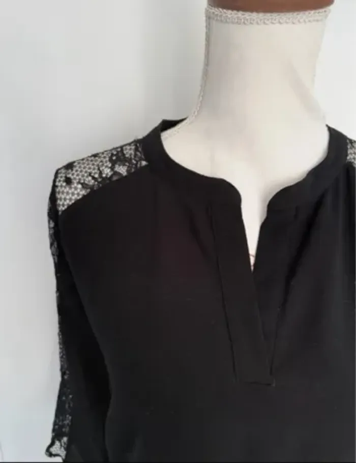 Blouse noire Naf Naf taille M ou 38 - photo numéro 2