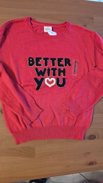 Neuf (non porté)🏷😍🥰😍superbe  pull mi saison 8 ans fille🥰🤩😍