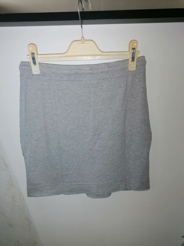 Jupe tee-shirt H&M XS ou 14ans ado - photo numéro 6