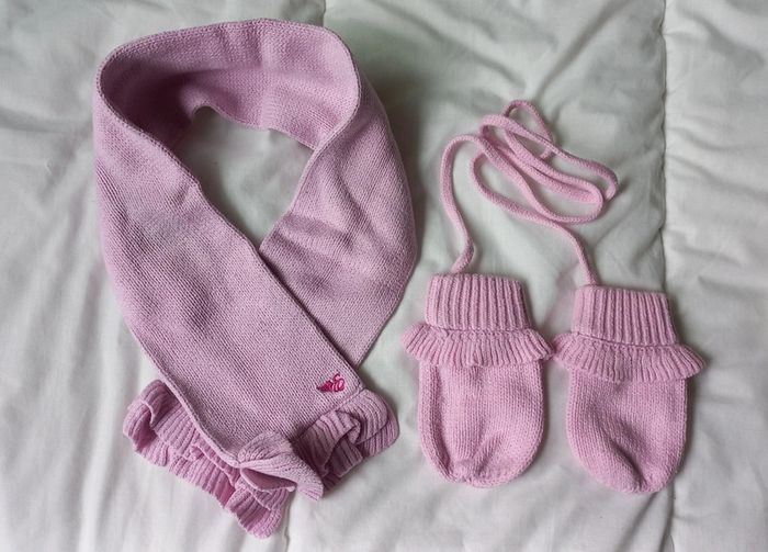Echarpe et Moufles rose