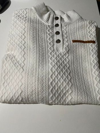 Pulls blancs et marron taille XXL