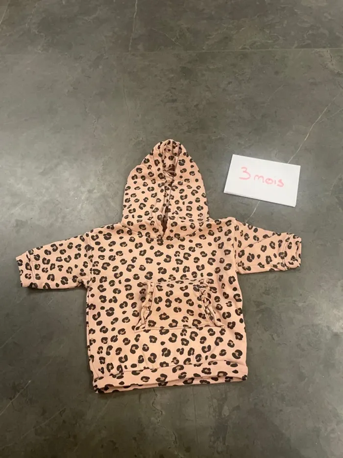 Pull à capuche