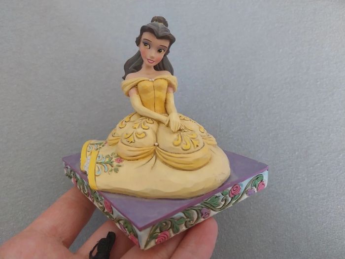 Figurine belle - photo numéro 2