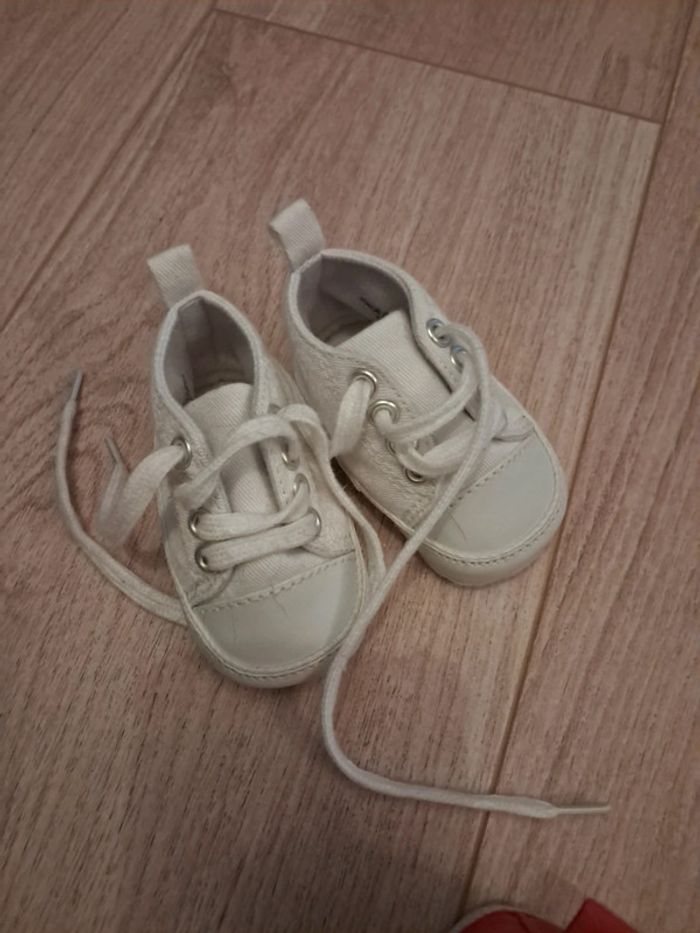 2 paires de chaussures - photo numéro 3