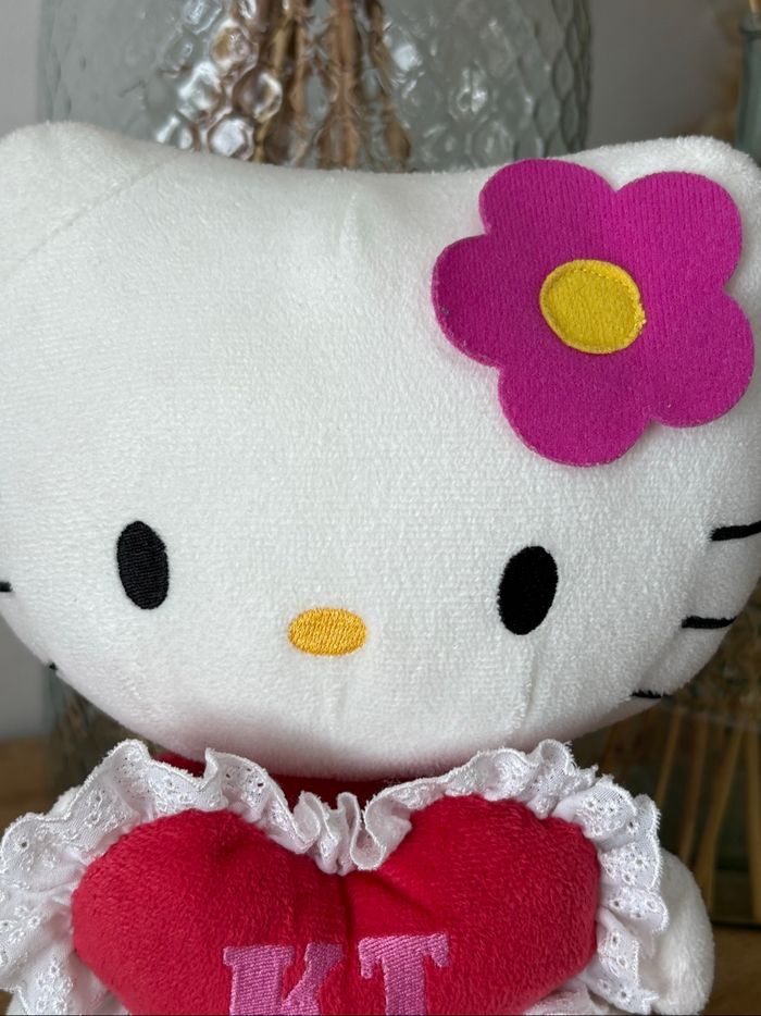 Peluche hello kitty 24 cm - photo numéro 3