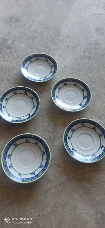 Lot de 5 assiettes