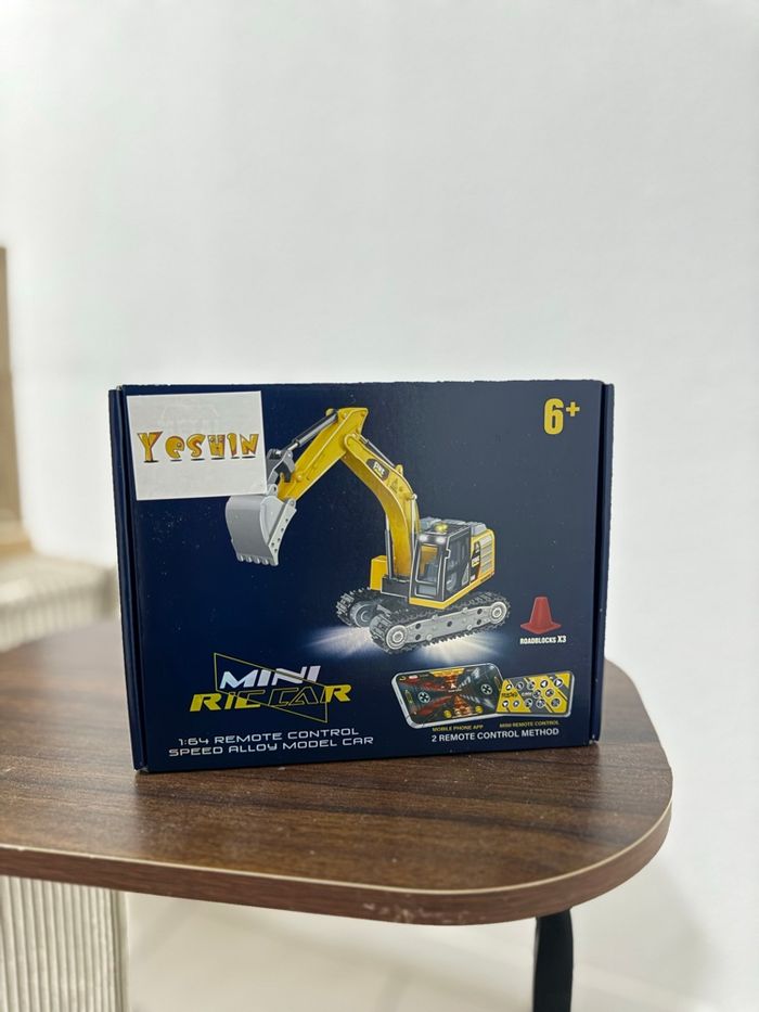 Pelletteuse télécommandée - photo numéro 2