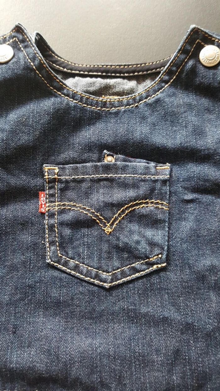 Robe levi's 12 mois - photo numéro 2