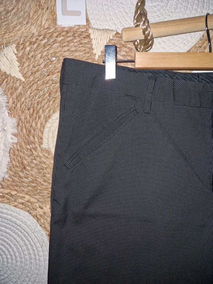 Pantalon 🚹 - photo numéro 3