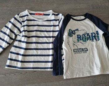 Lot 2 t shirts manches longue 4 ans