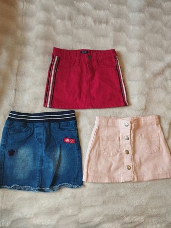 Lot de jupe taille 3 ans 