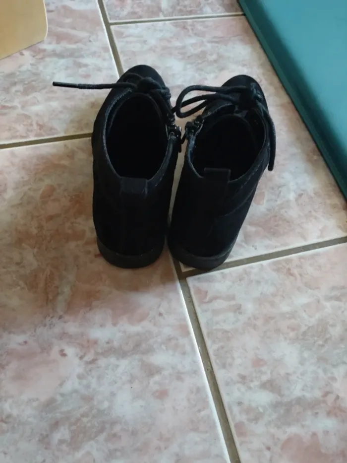 Bottines lovely skull pointure 31 - photo numéro 2