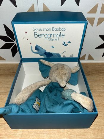 Doudou éléphant moulin roty sous ton baobab