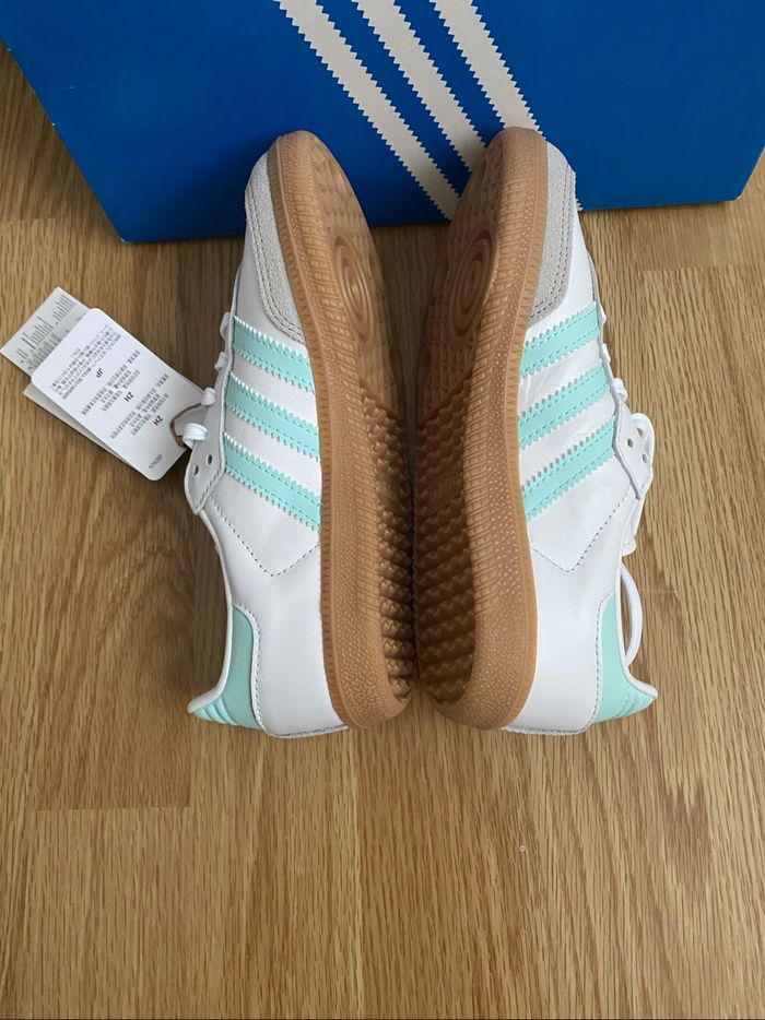 Baskets Adidas Samba pointure 31 1/2 - photo numéro 5