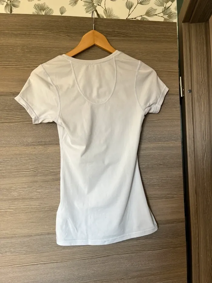 T-shirt blanc sport Nike dryfit 34 - photo numéro 3
