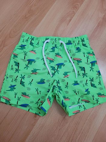 Short de bain 5 ans neuf