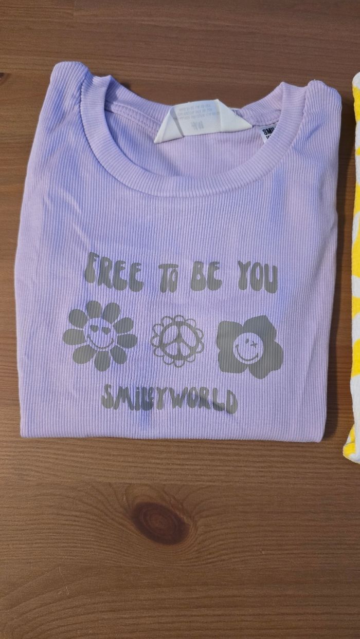 neufs (non portés) 🏷🥰😍 teeshirts mc 12 ans fille 😍🥰 - photo numéro 8