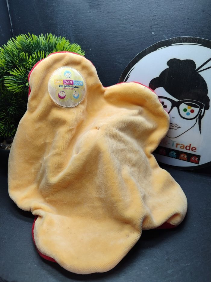 plat fleur rouge jaune Dim Dam Doum les petits doudous moulin roty noeud Orange - photo numéro 2