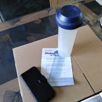 Shaker 750 ml TUPPERWARE