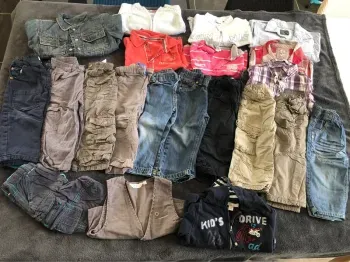 Lot vêtements bébé garçon 24 mois