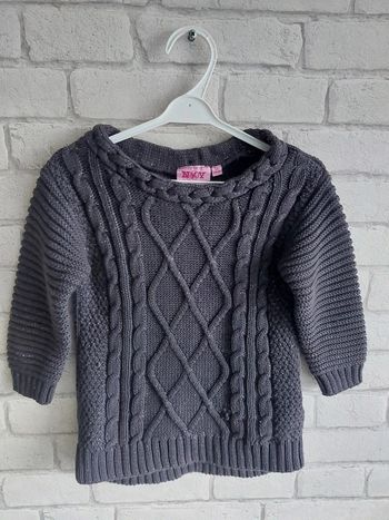 Pull NKY taille 6 ans / 116 cm