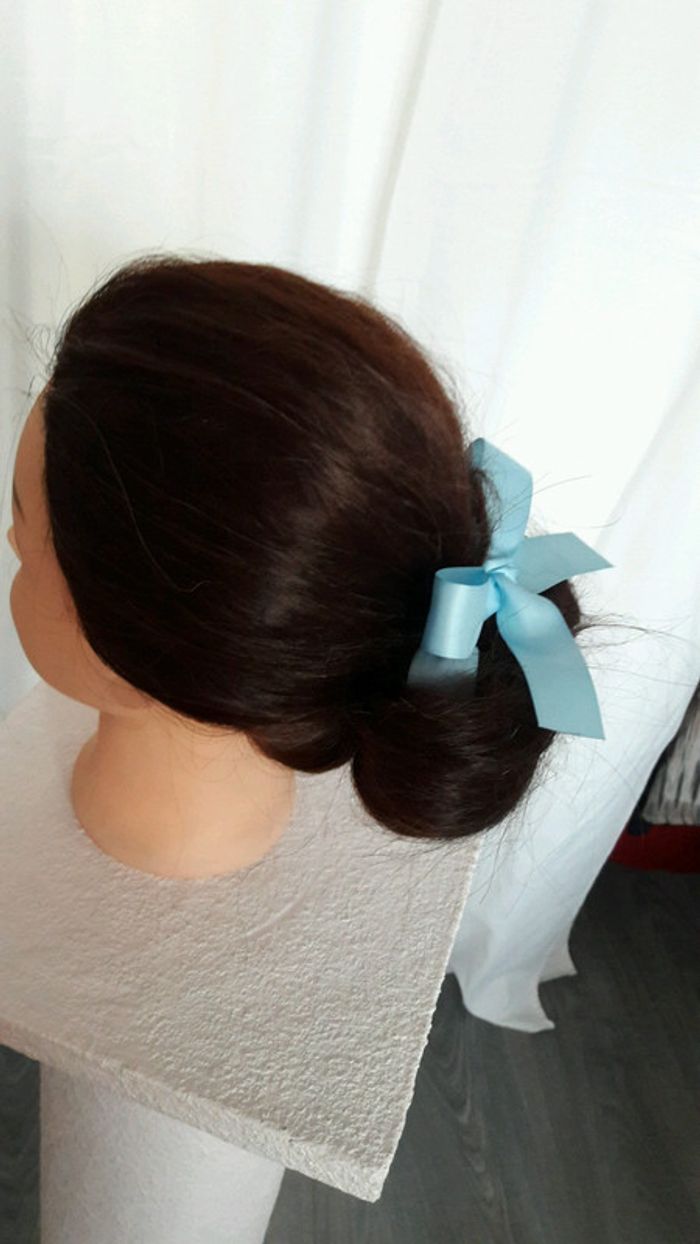 Ruban et chouchou pour chignon