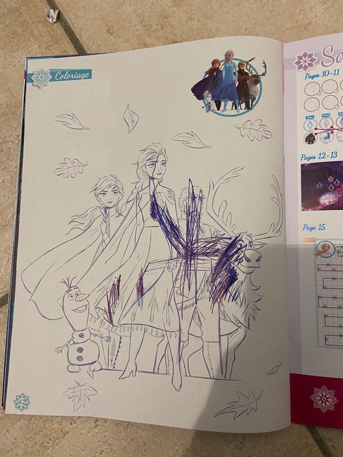 Carnet bloc à gratter et magasine reine des neiges - photo numéro 13