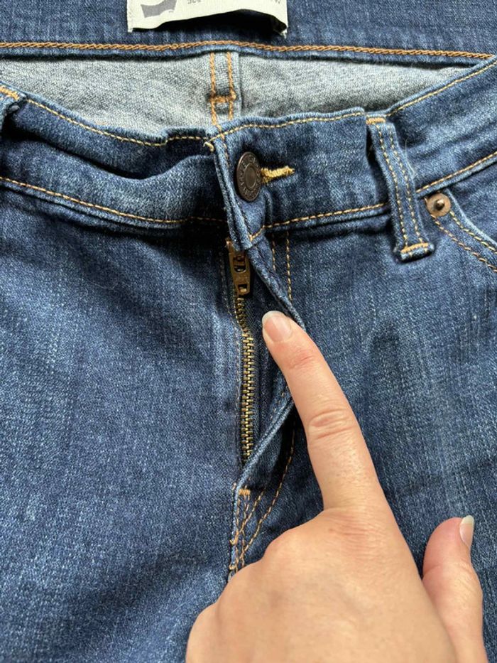 Jean Levi’s femme 524 Too Superlow Bootcut évasé taille 11 M L/40 W30– modèle Y2K rare, coupe flare - photo numéro 7
