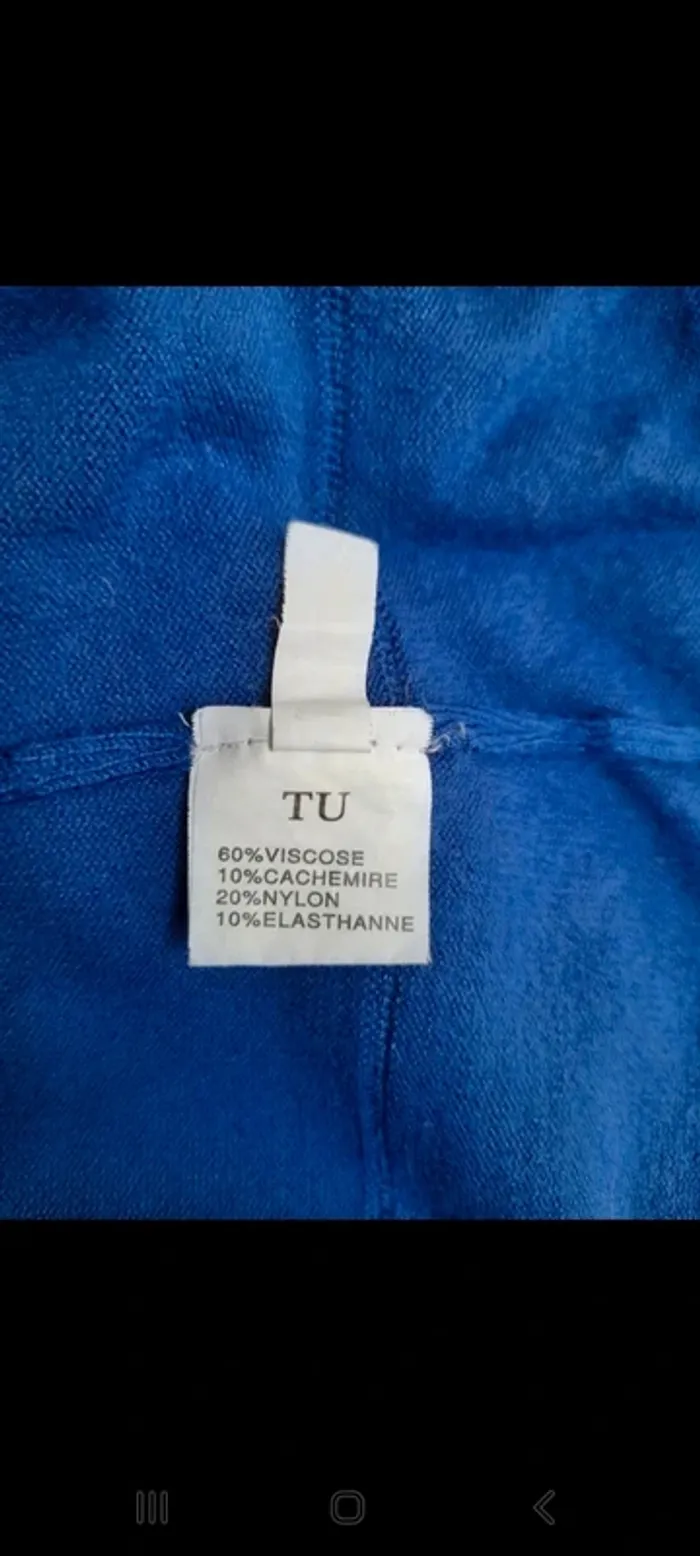 Robe pull avec ornement - photo numéro 8