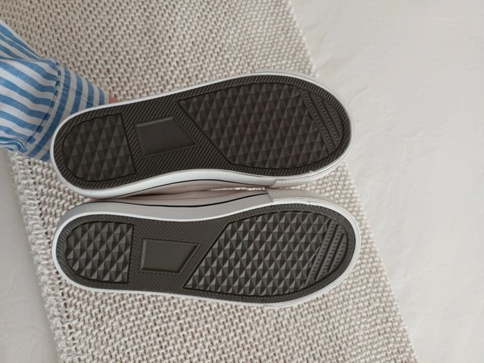 Paire de tennis blanches mixtes zippées 30 neuves - photo numéro 6