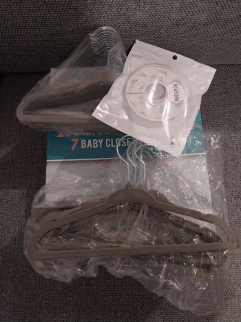 Coffret de cintres velours