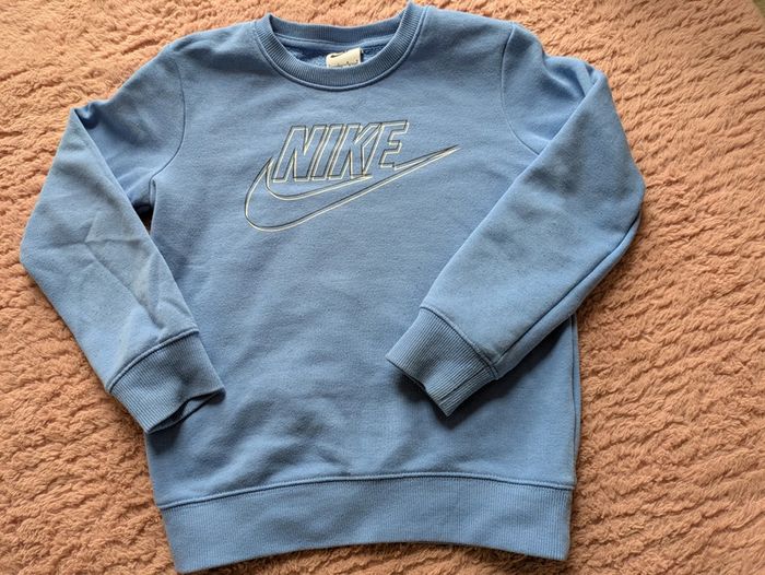 Sweat Nike 6/7ans