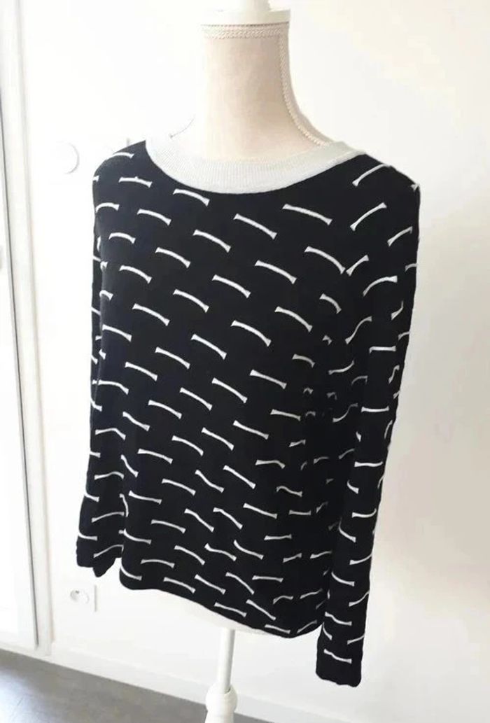 45 € Superbe pull en maille fantaisie Cop Copine neuf et étiqueté