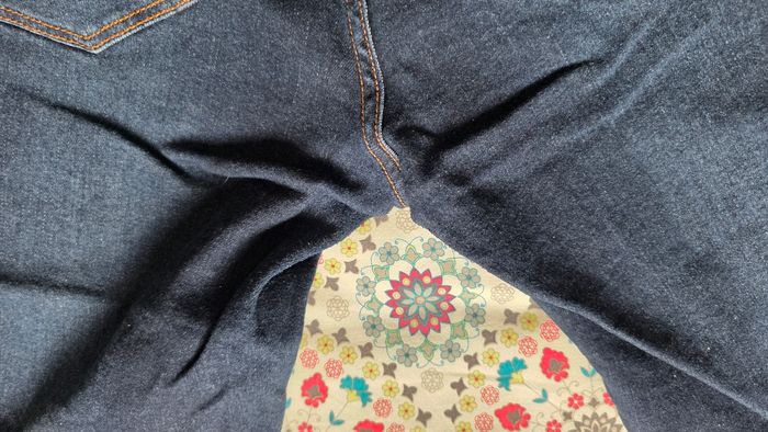 Short bermuda jean grossesse - photo numéro 3