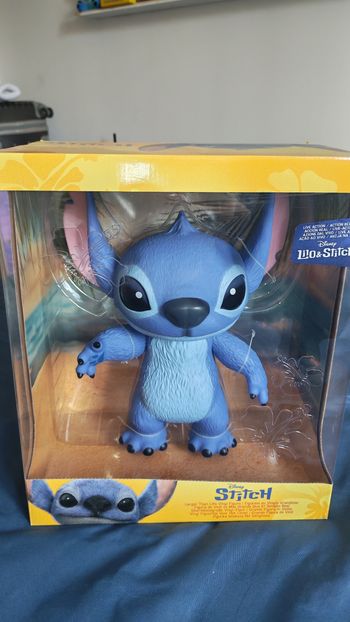 Stitch articulé  neuf 