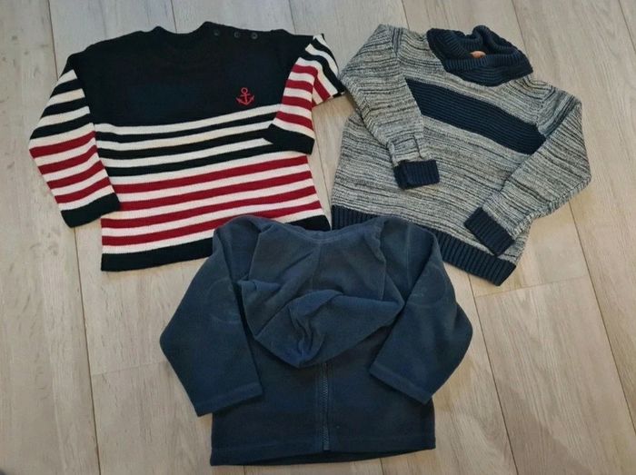 Lot de 3 pulls/gilets 2/3 ans Tape à l'œil